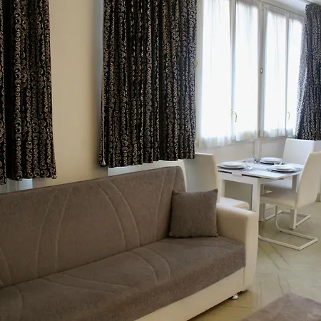 Wamma House Trevi Рим